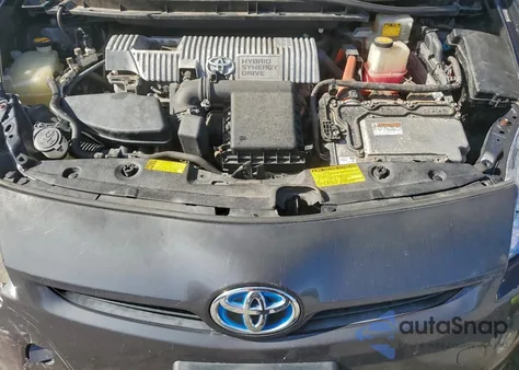 2010 Toyota Prius z USA, uszkodzony, nr VIN JTDKN3DU3A0210053